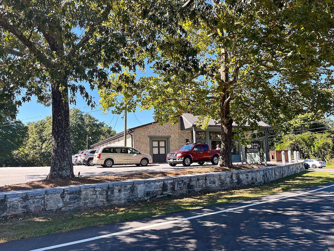 Intersection of Centerville Rosebud Rd in Rosebud, Georgia