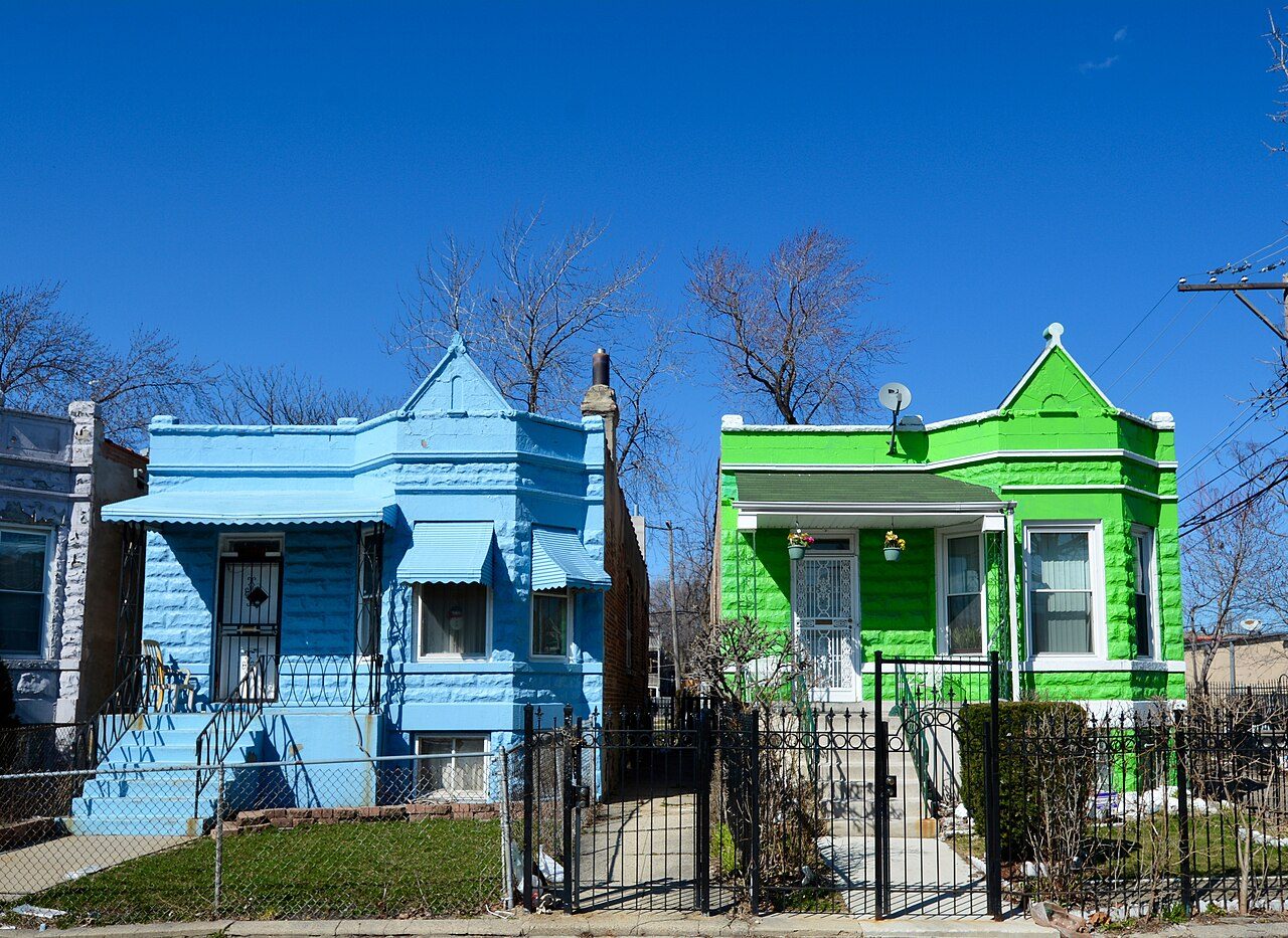 Painted greystones at 4014 and 4016 Cullerton