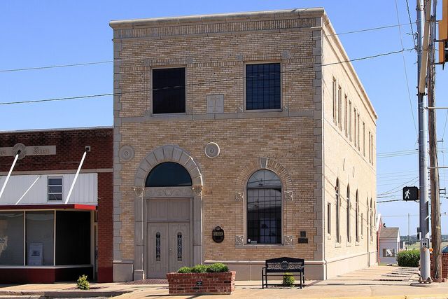 Former First National Bank Building, Yukon, Oklahoma