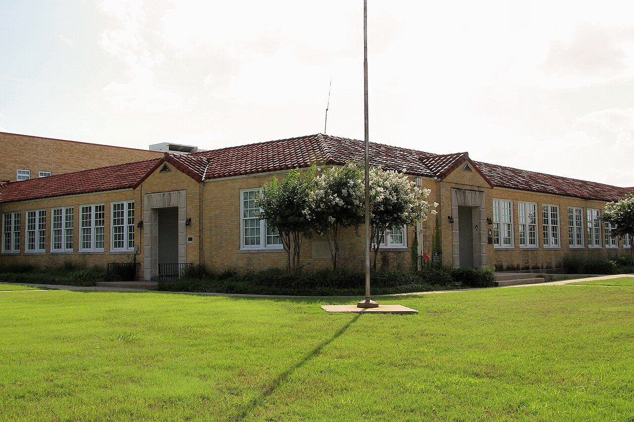 Old Forney High School building, Forney, Texas