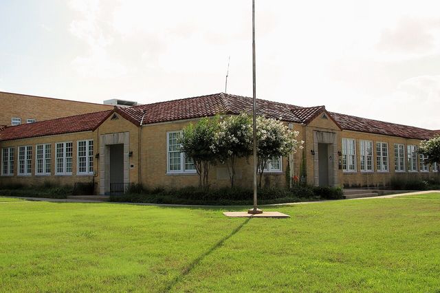 Old Forney High School building, Forney, Texas