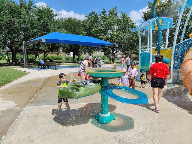 Ridgeview Park splashpad