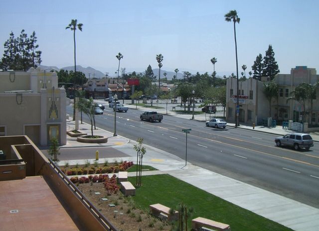 Sierra Avenue from Library rotunda