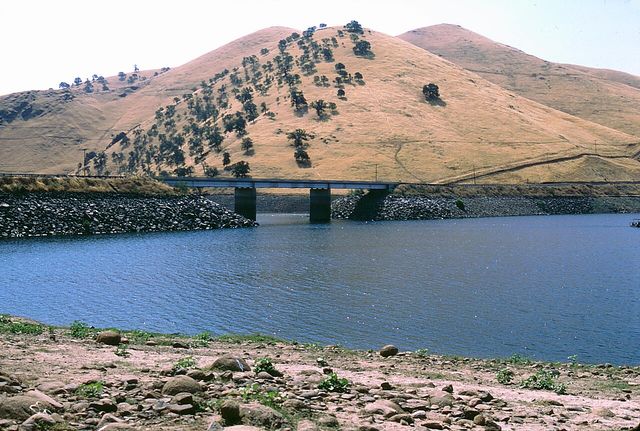 Success Lake toward Highway 190 near Porterville