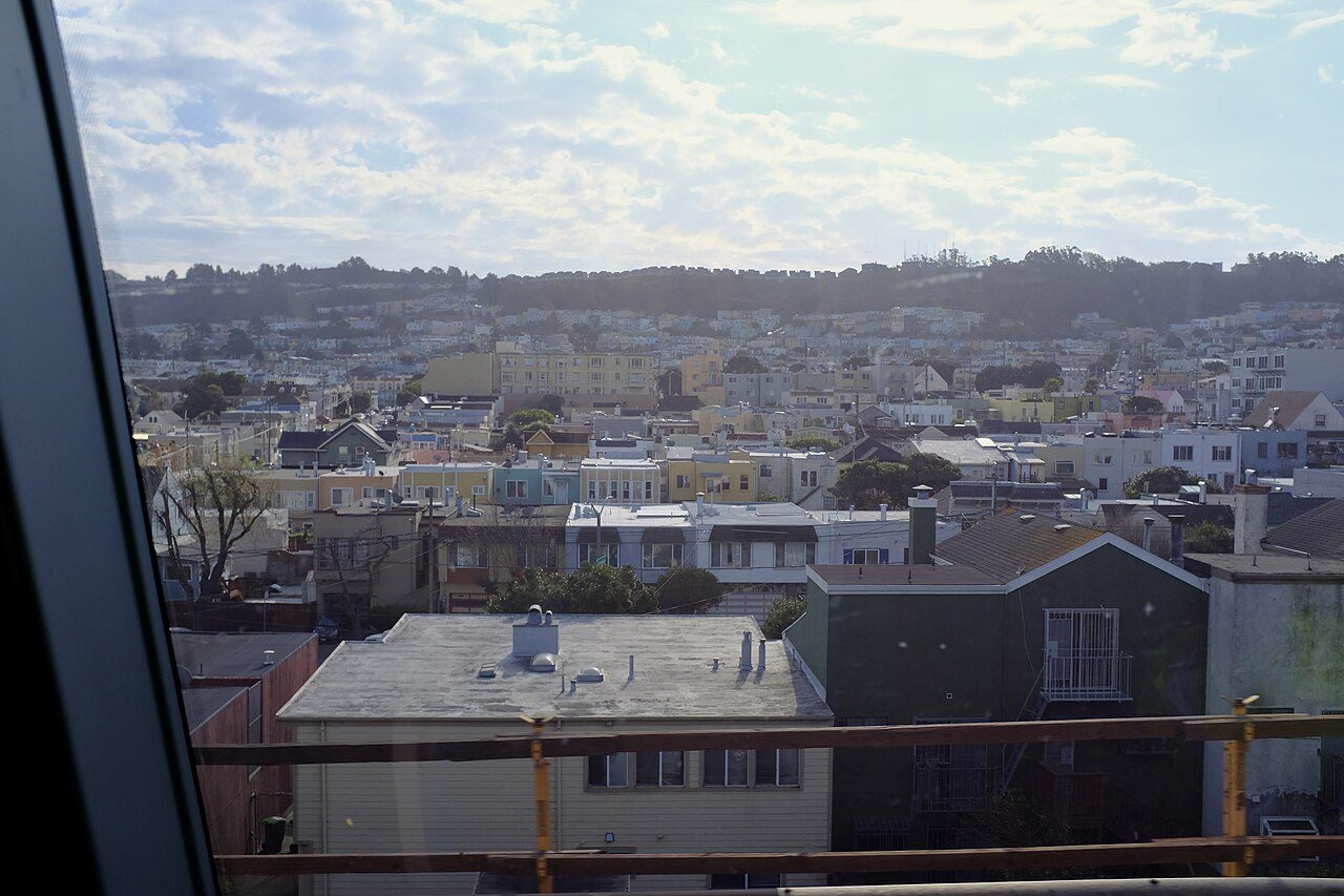 Outer Mission viewed from a BART train