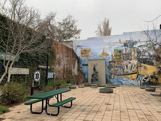 Heritage Plaza, Pittsburg, California