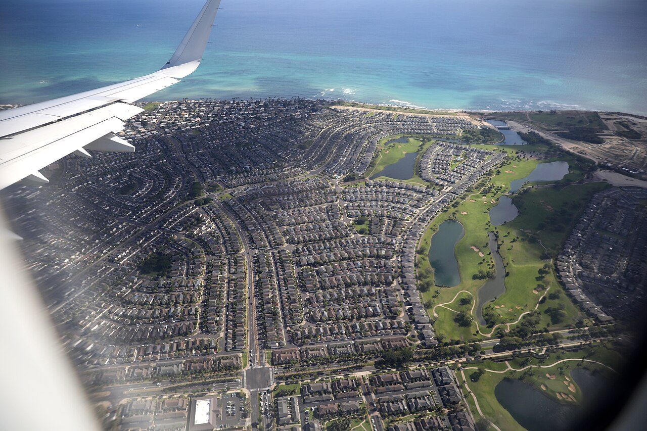 Ocean Pointe neighborhood buildings and Hoakalei Country Club